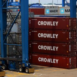 Crowley-Liner-Shipping-Logistics-Containers-Panama
